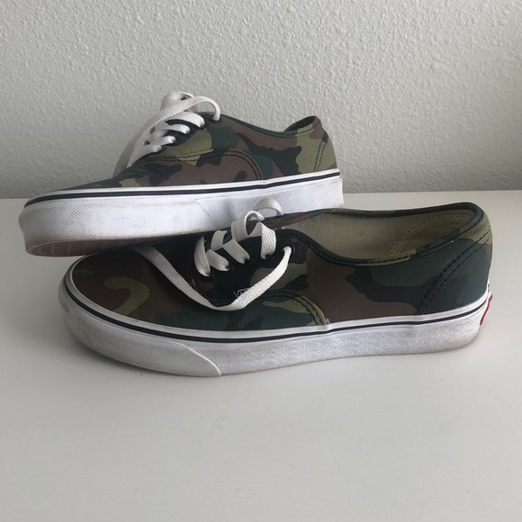 camouflage vans